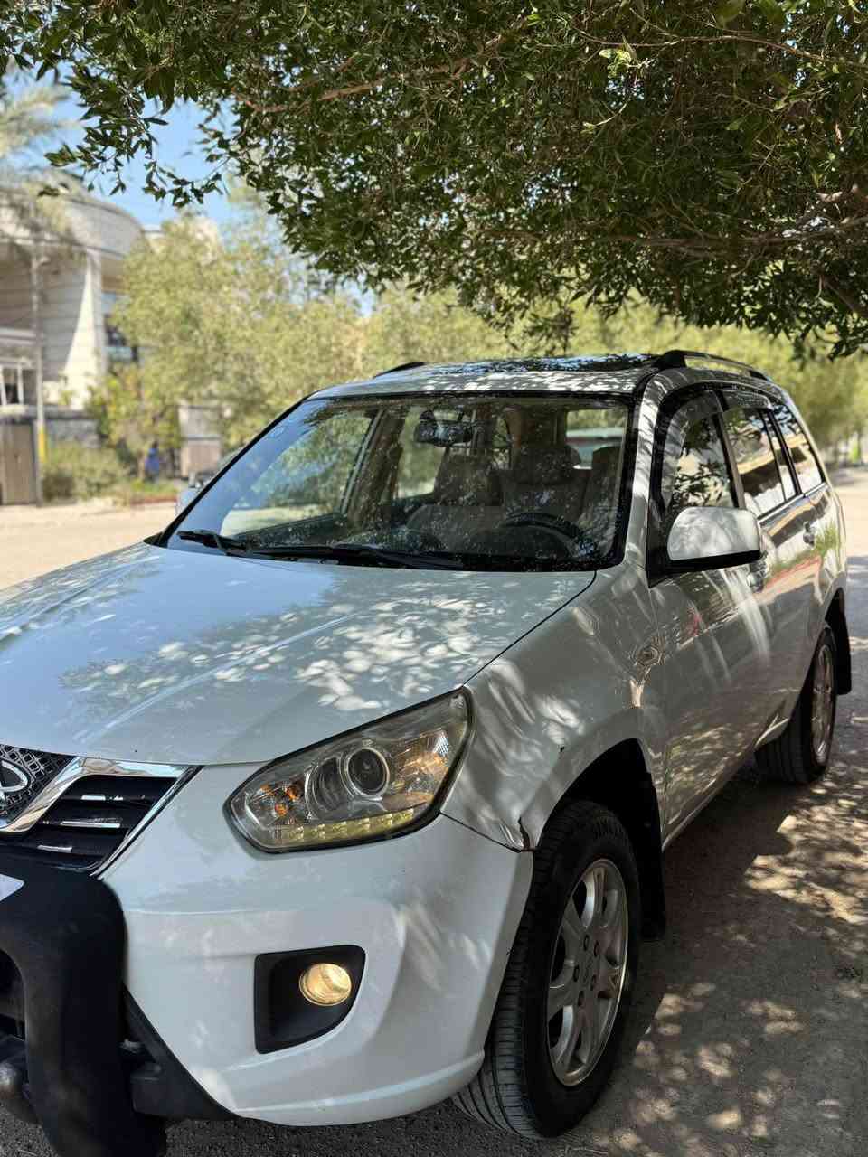 سلام عليكم 
تيكو ٢٠١٣ شركة العامة ماشية ٦٦ الف 
مكفولة بدون صبغ ولا تبديل ، كير ومحرك وصدر وتبريد ع وضع الشركة 
ملشي بيها شغال 
بيها فقط طعجة بالجاملغ الامامي جهة السائق
رقم بغداد سنوية وهزة ورقم جديد وباسمي
السعر ٧٢ ورقة وبيها مجال 
*********** Colombo, Sri Lanka
