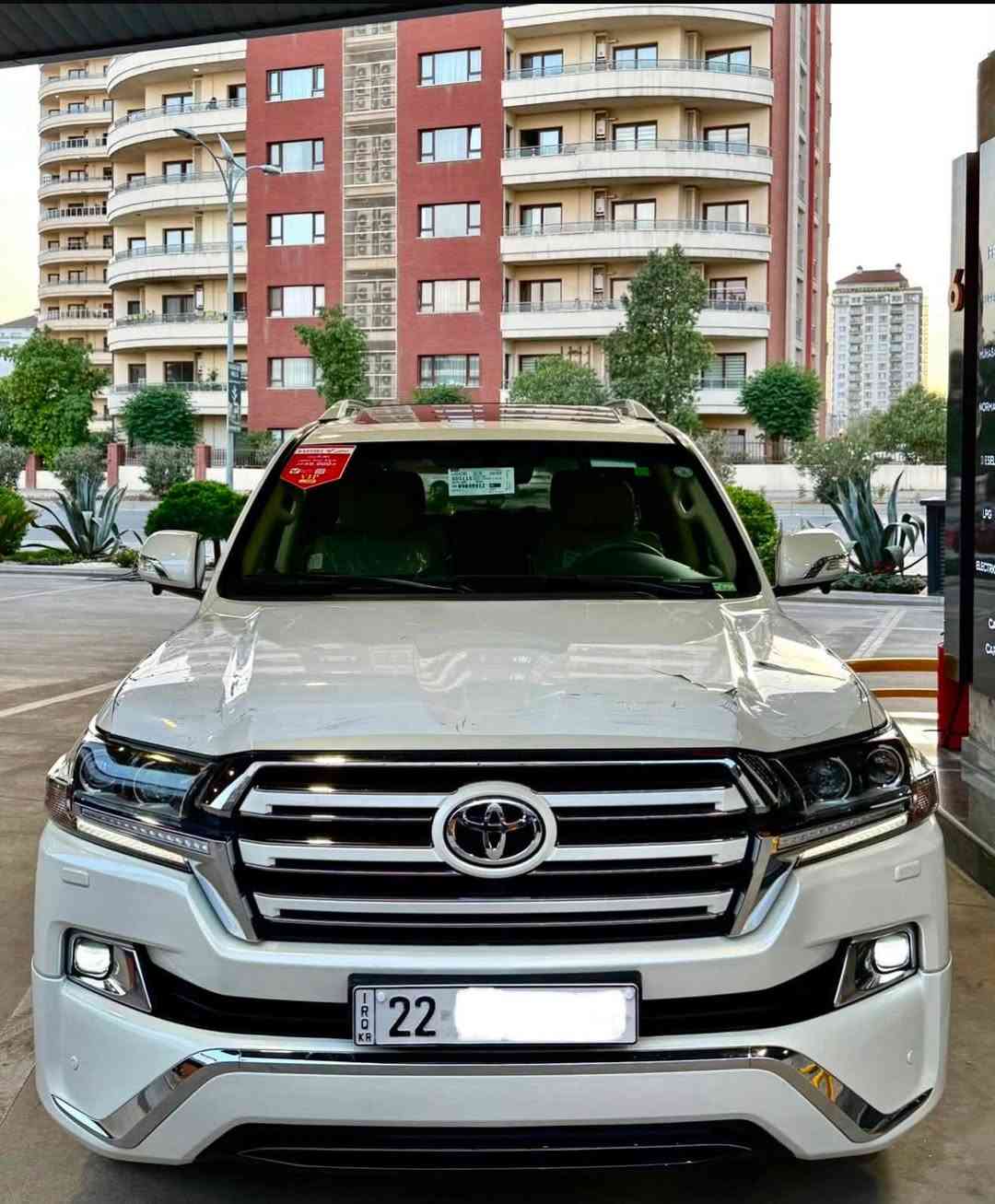 toyota land crusir_2017_  وايت ديشن

اللَّهُمَّ صَلِّ عَلَى مُحَمَّدٍ وَعَلَى آل مُحَمَّدٍ

🔷 ملاحظه سياره ماشاالله نفص ماكو زيرو
🔷لاند كروزر (٢٠١٧) وايت ديشن (ساز)
🔷سياره حتا سبير ما نزل 
🔷سياره (وايت ديشن درجه اولا )
🔷ماشيه 96,000 الف كيلو سياره تجديد اولا مره 

🔷تويتا لاندكروز موديل (٢٠١٧) وايت ديشن
🔷سياره مواصفات (GXR)وايت ديشن اصلي
🔷 (8)سلندر __ حجم محرك (٤٦٠٠)     
🔷ماشيه (96) الف كيلو شرط شرط 
🔷سياره مكفول كفاله عامه _ بدون صبغ
بدون بارد بدون مفتوح حيل نظيف جديد

🔷سياره گير محرك بشرت مامفتوح كل بشرت

🔷4 اطارات و ويل جديد شريكه شرط
🔷سياره داخل بيجي كوشنات جلد
🔷كامل غه راض مال شريكه موجود حتا عرضيا مامفتوح لوك لوك 

🔷مواصفات سياره 
(بصمه .. الانزلاق .. كشن جلد  .. ثلاجه ..  زينون .. هواء مزدوج .. نيظام ايكو ..
حساسيه الديك الموخره مرايات .. فتحه ..
تشغيل عن بعد ..  باب بصمه )

🔷سنويه هزه كل جديد مباشر حول
سنويه حتا ٢٠٢٧ جديد مباشر حول

🔷• نظافه ١٠٠٪ كامل سيرڤس بدون نقص 

🔷مكان سليمانيه
🔷سعر (456$)
🔷رقم . ***********
