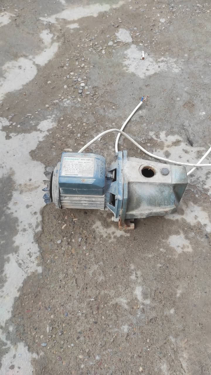 باب للبيع سلايت العرض 3امتار والارتفاع متر 75 سنتيم + ماطور مي+ نركيله / ***********
