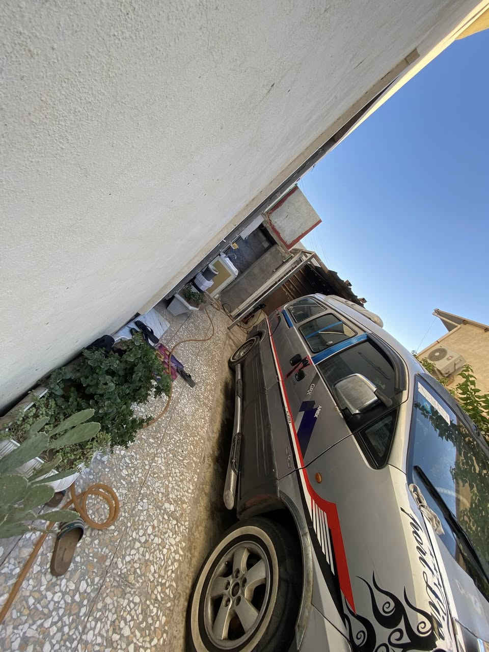 ستاركس 2007
سياره رقمه جديد سنويه باسمي كير وأكسل خير من الله مكينه حلوه دواخل بلاديه ونضيفات بيه ضربه شبر بشبر يم قبق كاز ومصلحه سياره خير من الله 
***********
سعر ٦٧ وبيه مجال بسيط
