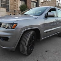 جيب لاريدو بلاك توب موديل 2021 حادث موضح  بلصوره سياره جاهزه اني مستور...