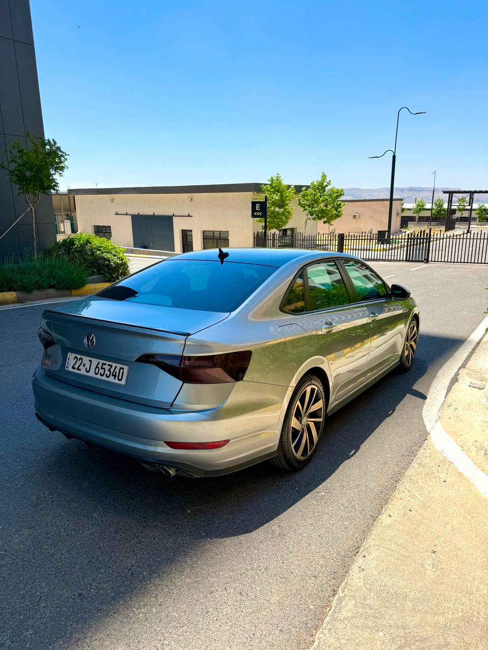 Jetta GLI S/autobahn 2020
77000 ڕۆشتووە مواسەفاتەکانی دیارە چی هەیە
مەکینە 2.0 تۆربۆ بێ ئێرباگ بێ ناوگرتن حسابکە بێ دەعدم ڕەسمی دەعمەکەشم داناوە بەس دەرگای دوای سەیاق قوپاوە کامل لای سەیاقیان بۆیاغ کردووە گێڕ مەکینە تۆربۆ تەقە و ڕەقە هەمووی بە شەرت

150$
*********** السليمانية, العراق
