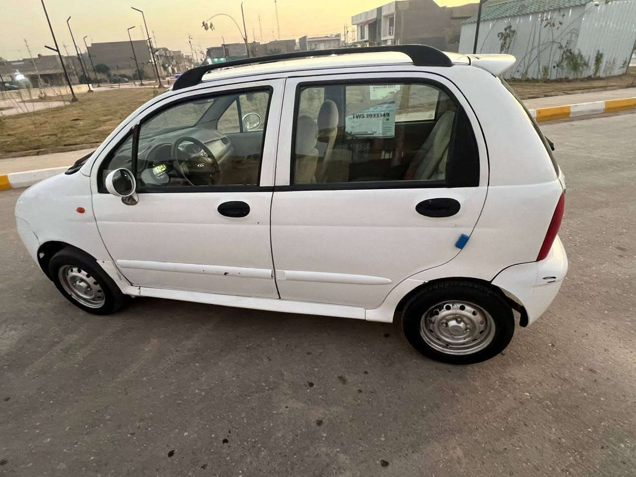 السلام عليكم
كيو كيو٢٠١١ أبيض رقم بغداد خصوصي 
مكفول كير ومكينه
  نضيفه  ملاحظات بسيطه 
السعر ٢٧ ورقة مكان واسط الصويره 
الخاص مغلق 
للاستفسار موجود واتساب ***********
