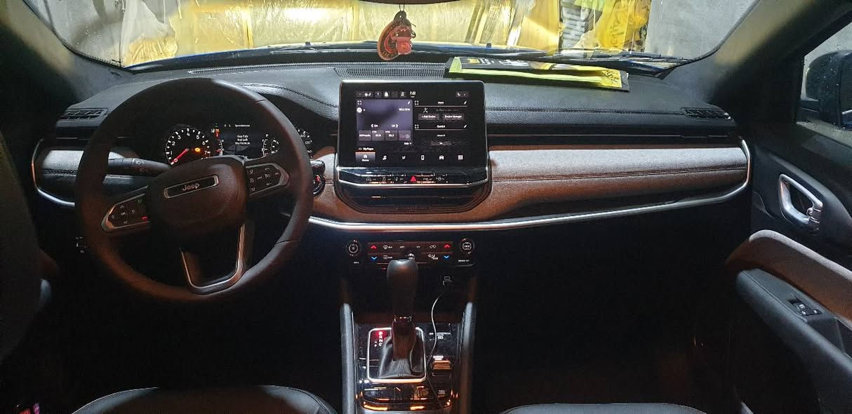 شرط ضمان 
ترايك لبغداد 
سياره اعتماديه 
سياقته كلش مريحه تجي تجربه وقتنع 
جديده عائليه 
فول مواصفات للأخير كلش
صارله عندي 6 اشهر 
سبب البيع اريد سياره سبعه راكب 
《《مكفوله من اي حادث  تقريق غرق بسيط 》》
جيب كومباس 2023 
 رقم بصره بأسمي 
محرك 2000 تيربو 
يستقبل اي بانزين 
سعرها ((175 ))
مكاني ابو الخصيب 
***********
