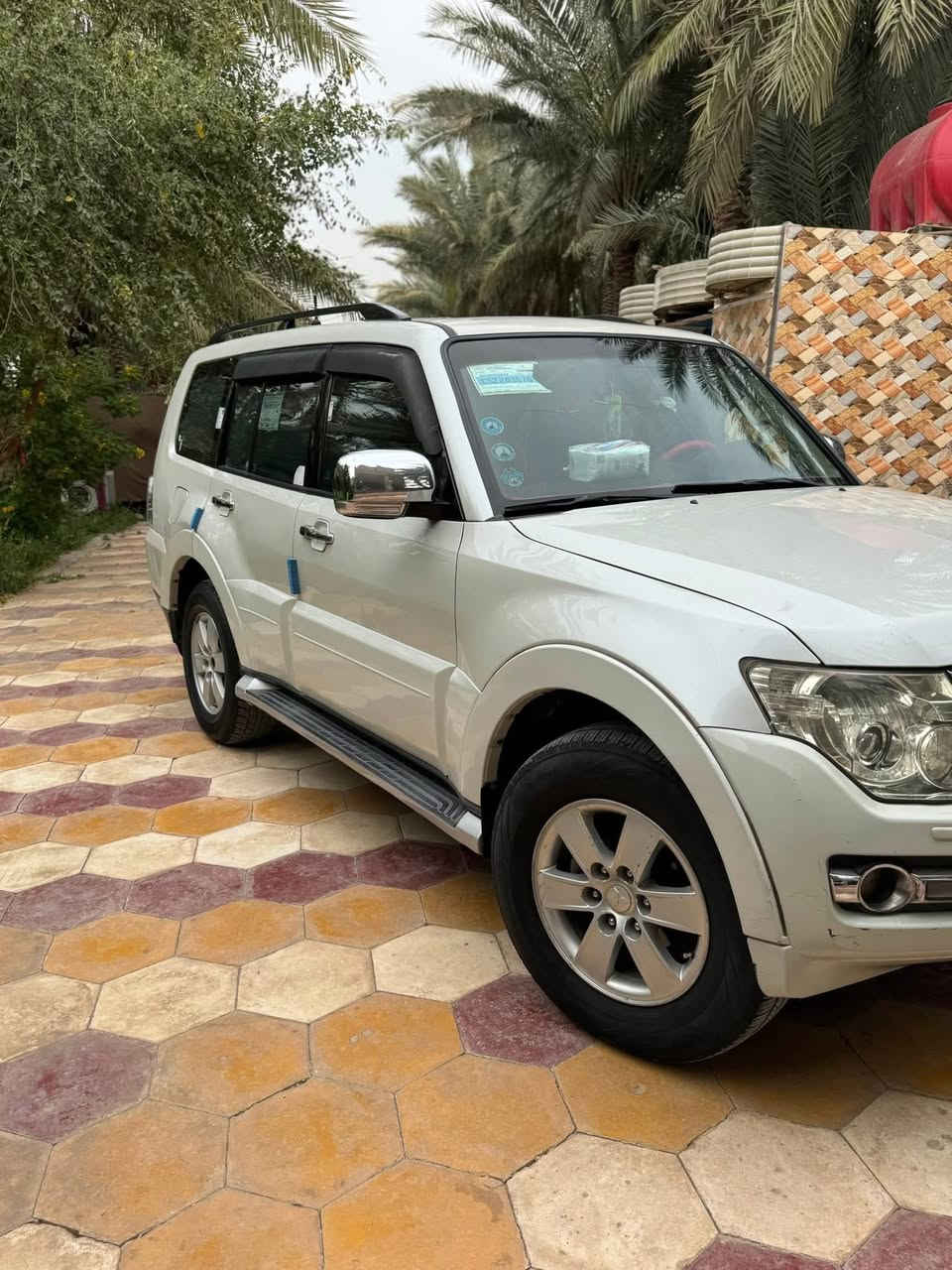 محرك 3000 المرغوب شرط كفاله 

شاشه كامره حساسات 

كشنات جلد كشنات كهرباء 

7 راكب 3 قطع تبريد 

تخم تاير جديد 5 ويل كب 

فور ويل 

فتحه اشاير بل مري بعد بيه هواي مواصفات

سعر 127 $ مجال    مكان بابل القاسم ع 

***********
