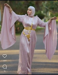 زي كردي • قياس خاص • لون وردي