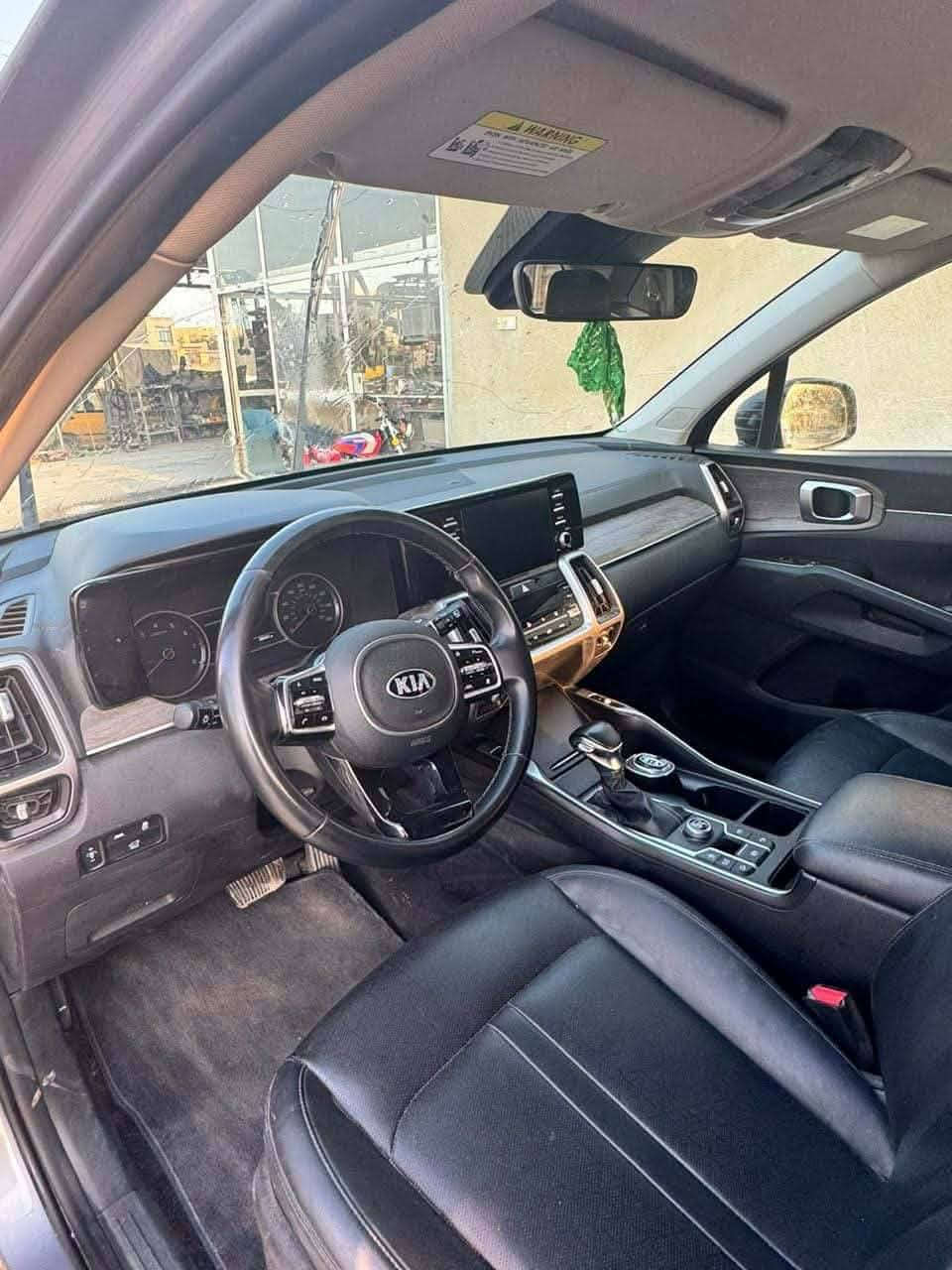 يالله
السلام عليكم سورنتو EX 2021 وارد امريكي 

Kia Sorento EX 2021  

                 حجم المكينه : 2.5 تيربو

       المسافه المقطوعه : 40000 

                             الضرر : واضح بالصور

                          

مواصفات :

كامرة دوارة 

شاشه 

بصمه 

 كشنات جلد

ويل كب

تشغيل عن بعد 

حساسات خلفي

شحن وايرليس

 

بصمة ابواب

 سايد بريك بصمه

 اوتو هولد 

تدفئة بالكشنات

قطعتين تبريد 

لايتات لد + بكلايت لد

كشنات كهرباء

 كيجات دجتل 

فور ويل 

بصمات عدد 2

فول مواصفات عدا البنوراما جاهزه مرقم بغداد بأسمي مشروع وطني

السعر : 225$ بي مجال

تفاصيل اكثر هذا رقمي *********** تحياتي 

مكاني بابل المسيب
