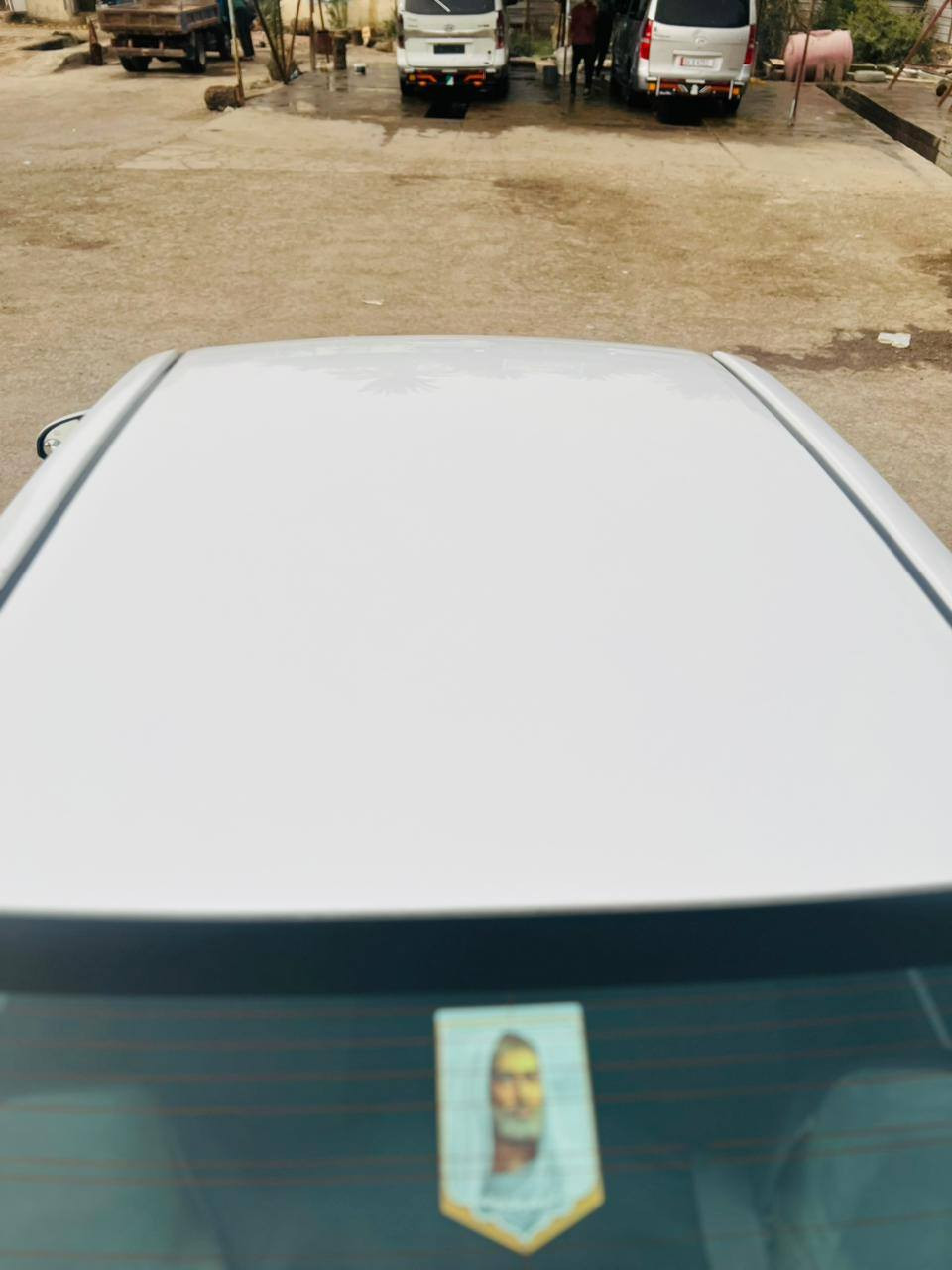 السلاام عليكم كورله 2018 سياره جاهزه حداديه وتايرات وباتري جديد وسياره بسمي تحويل ثاني يوم سياره ضربتها جامغ وبنيد وباب السايق مصبوغ والهلال الخلفي معمر بدون معجون  السعر ب112 وبيها مجال مكان السياره ‏ناصريه سوك الشيوخ ‪0783 199 1871‬‏
