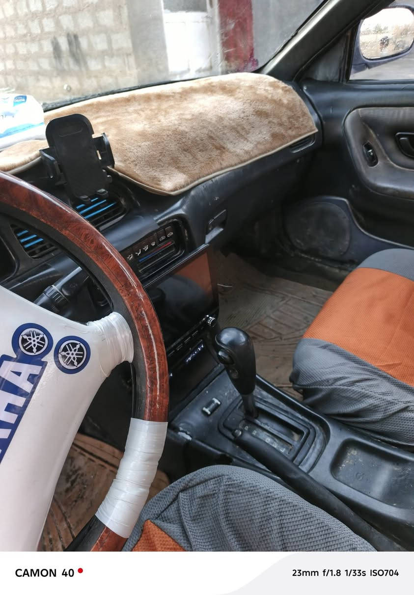 السلام وعليكم ورحمة الله وبركاته سبب الوعود الكاذبه يتصل عليك ويكلك جايك ويكذب عليك سوناتا تو للبيع او مراوس رقم انبار الماني موديل 1995 السعر 36 وبيها مجال واي استفسار خاص او اتصل عل الرقم *********** مكان السياره اطراف بغداد قرب ابراهيم ابن علي
