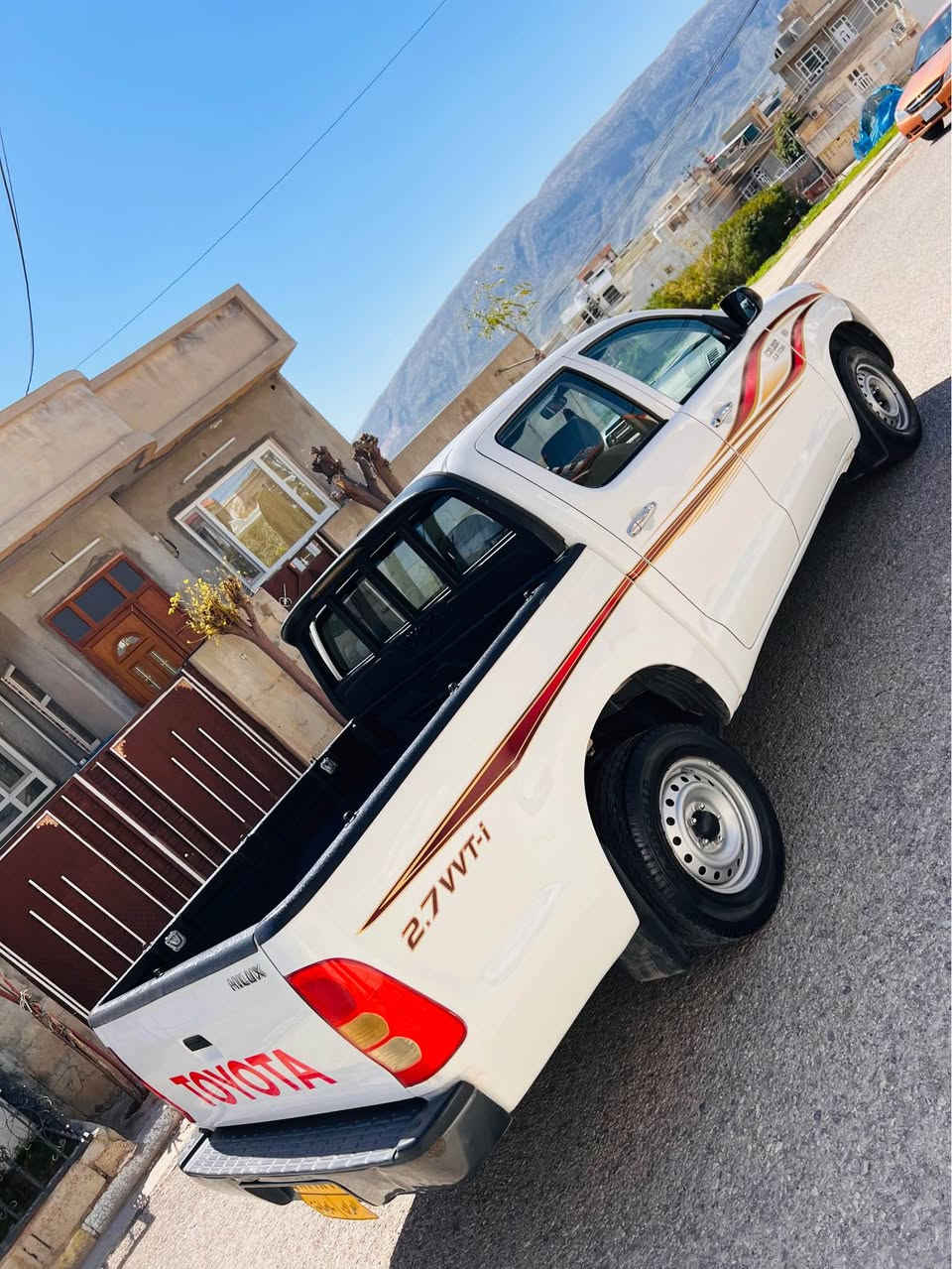 مةرزية ٢٠٠٨  
٢٤٠ روشتووة مةكينةي نةكراوةتةوة 
سةيارةكة يةك دةست بووة زور زور تازةية 
يةك پةلة بوياخي هةية  يةك برغوي نةكراوةتةوة 
*********** دار بنديهكان, السليمانية
