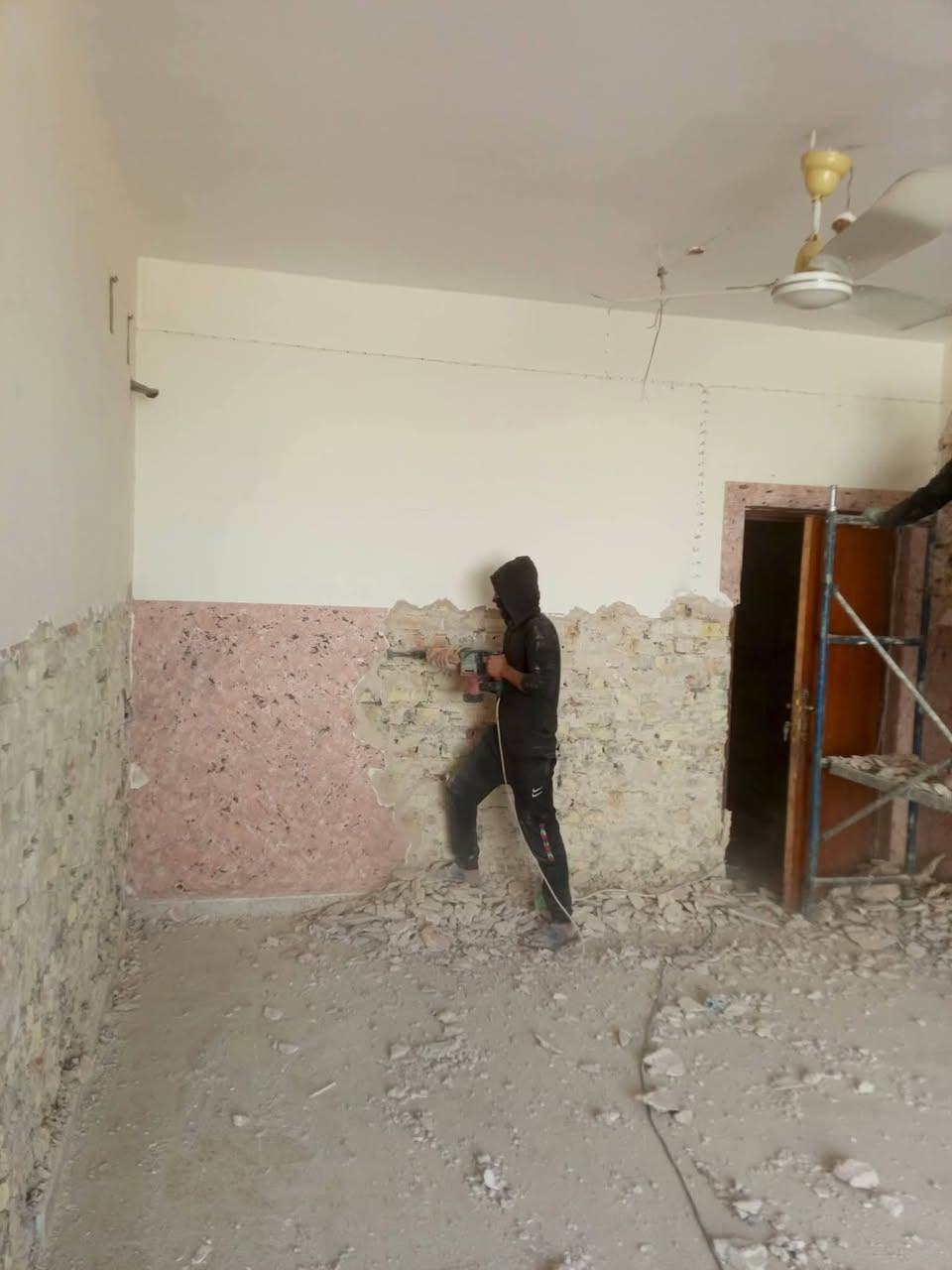 *********** 📞سلام عليكم  /  يوجد كادر عمل جاهز /  تصعيد مواد /  تنضيف بيوت /  تفليش /  تكشيط /  دفن نهري /  شقلنه ليل ونهار /  ومعداتنه جاهزه  ومالك دخل بكلشي تأخذ شقل جاهز مني سلمني شقل وتأخذ شقل جاهز / ماعليك بس تصال على رقم /// ***********  وسياره تجيك للبيت // وموجود واتساب
