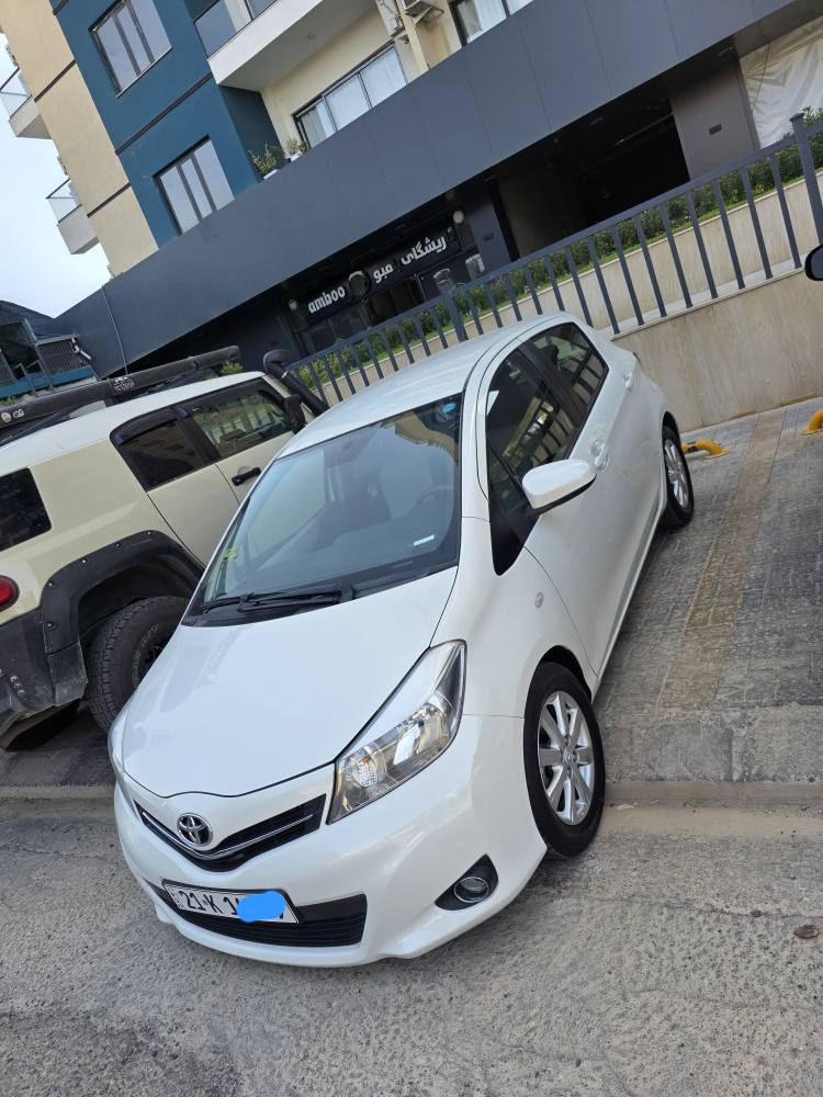 تۆیۆتا یارس : مۆدێل  2014
١٢٨٠٠٠ کیلۆ مە تر رۆیشتیە 
گێڕ ئۆتۆماتیک ، مەکینە گه وره SE ، دوو پارچەی بۆیاغە سەنەوی و ژینگەو ڕێگاوبانی هەتا 2028 تازەیە گێڕ و مەکینە و تەبرید و بەناوکردن و غرامە هەمووی بە شەرت ره قه می سلێمانیه و سە یارە کە  له هه ولێرە.

 سـعـر 110 وەرەقە و معامەلە 

ژمارەی خاوەنی سەیارە :*********** أربيل, العراق
