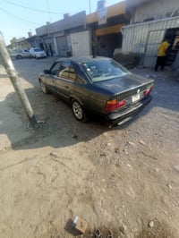 بي إم دبليو 525 • ١٩٩١ • جير عادي