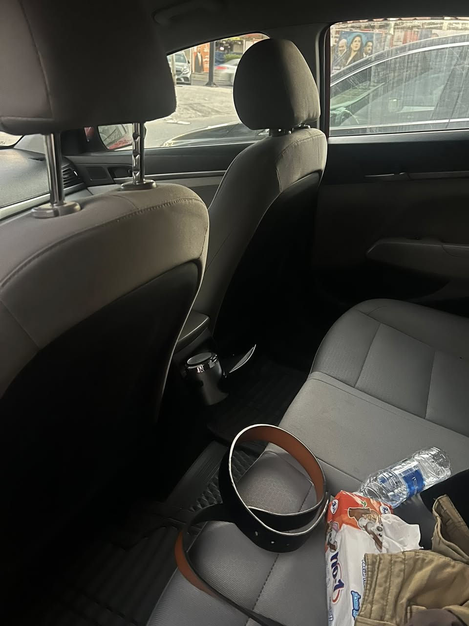 للبيع سيارة
هيونداي النترا موديل 2017
استخدام شخصي 🌟
 • كير: مكفول 
 • محرك:مكفول 
 •
 • السيارة نظيفة جداً ✔️
 • بيها قطعة واحده برا حادثها موجود بدون ايرباك 
 • باقي الأمور صدر جديد منضومه مي تبريد السياره ع ايدي مداريها سعرها 118   بغداد هذا رقمي


**إذا كنت صاحب هذا الإعلان وتريد حذفه لأي سبب، رجاءا أرسل رسالة إلى الدعم الفني**