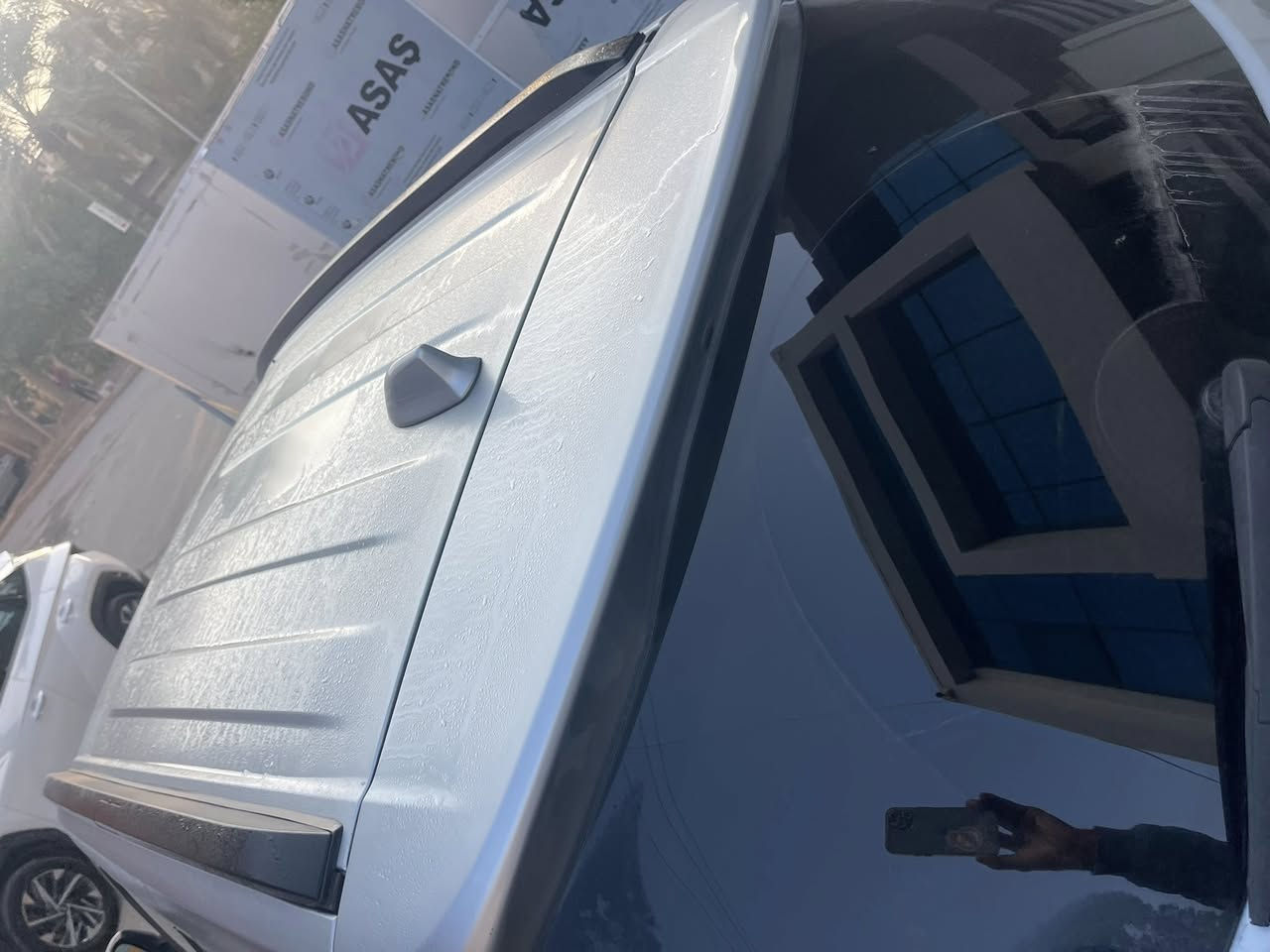 كورلا كروس 2023مواصفات  xle
بانزين فقط 
كراسي جلد 
تدفئة فقط 
رقم بغداد باسمي
ماشيه 32 الف كيلو 
حادث خفيف بدون تبديل او ايرباك صبغ دعامية فقط 
السعر 195$ عنوان بغداد 
للاتصال ***********
