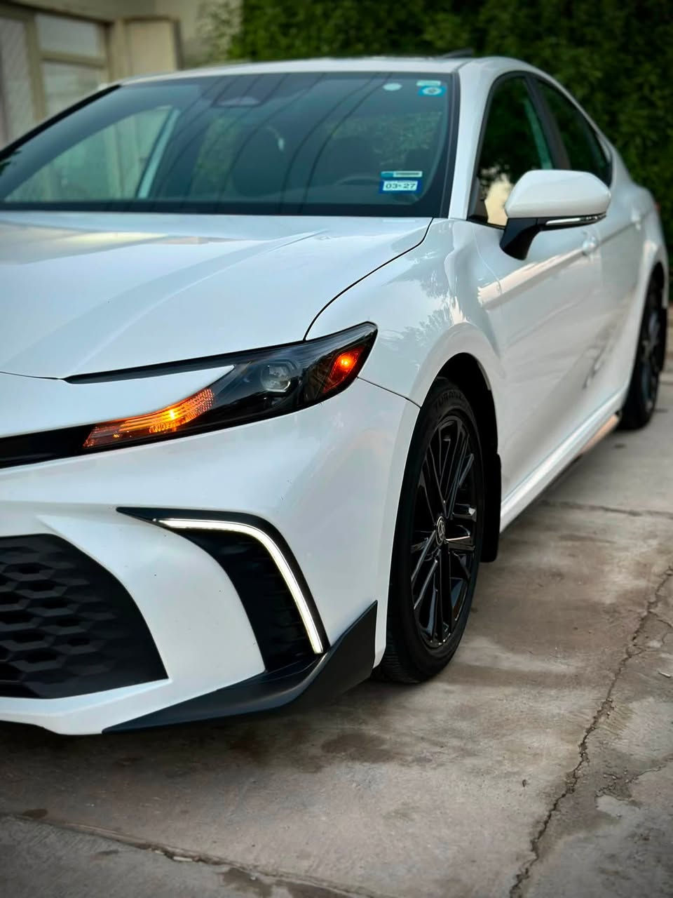 السلام عليكم
كامري هايبرد 2025 CAMRY SE+BLACK   HYBRID 

*مرقم بغداد 

الون : ( ابيض )

        حجم المكينه : 2500 

       

المواصفات :

   0. فتحة سقف 

1. شاشة كبيرة  كاربلَي

2. كامرة خلفية 

3. بصمة 

4. شحن وايرليس

5. رادارات جانبيه360

6. تشغيل عن بعد 

7. قطعتين تبريد

8. هندبريك بصمه

9. كشنات جلد ، كهرباء 

10. ثلاث انظمة قيادة 

*السيارة كفالة من الدعامية للدعامية من الصبغ و التبديل و البارد والشخط ، كلين .

 

السعر:  (اطلب السعر في التعليقات سيأتي إليك خاص مباشرة )

او الاتصال *********** او واتساب

