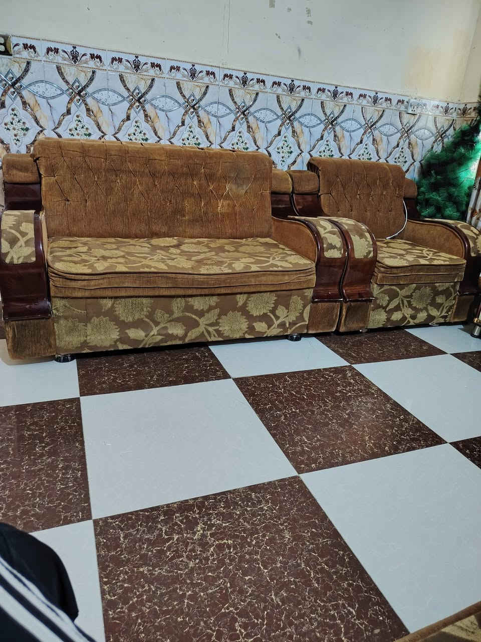 السلام عليكم شباب من رخصت مدير الكروب المحترم تخم مستمعل للبيع السعر 250بيه مجال  العنوان بابل قضاء الهاشمية


**إذا كنت صاحب هذا الإعلان وتريد حذفه لأي سبب، رجاءا أرسل رسالة إلى الدعم الفني**