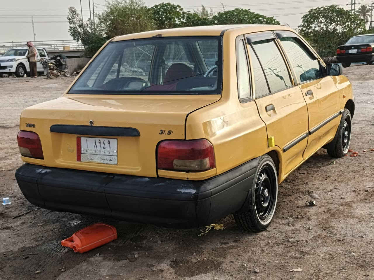 سلام عليكم سايبه 2013 
مكفول كفالة عامه 
رقم قادسيه سنويه جديده لل2027 
حداديه شواصي كير مكفولات 
ماعده المكينه بيها خيط بخار قليل كلش 
📍مكان السياره ديوانيه قضاء عفك 
السعر 30 وبيها مجال 
اثير ***********///اسيا***********
