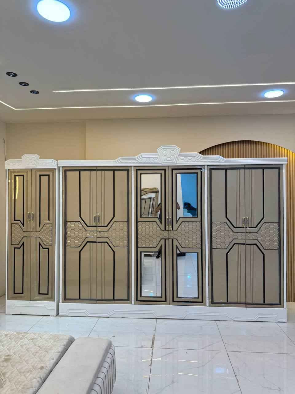💎شركه الوسيم 💎♦️3♦️

حصرياً الموديل الجديد والمميز 

غرفه نجاره قتصاديه 🛌

متكونه من 9 قطع مميزه 

الكنتور ارتفاع 240 طول 320 

مع الزاويه مجموع الطول 4 امتار 

السمك الخارجي للغرفه 5 ملم انديف

والسمك الداخلي 3 ملم معاكس ابيض

💎للحجز واتساب ***********💎
 #غرف #نجارة #اثاث #توصيل بغداد, العراق
