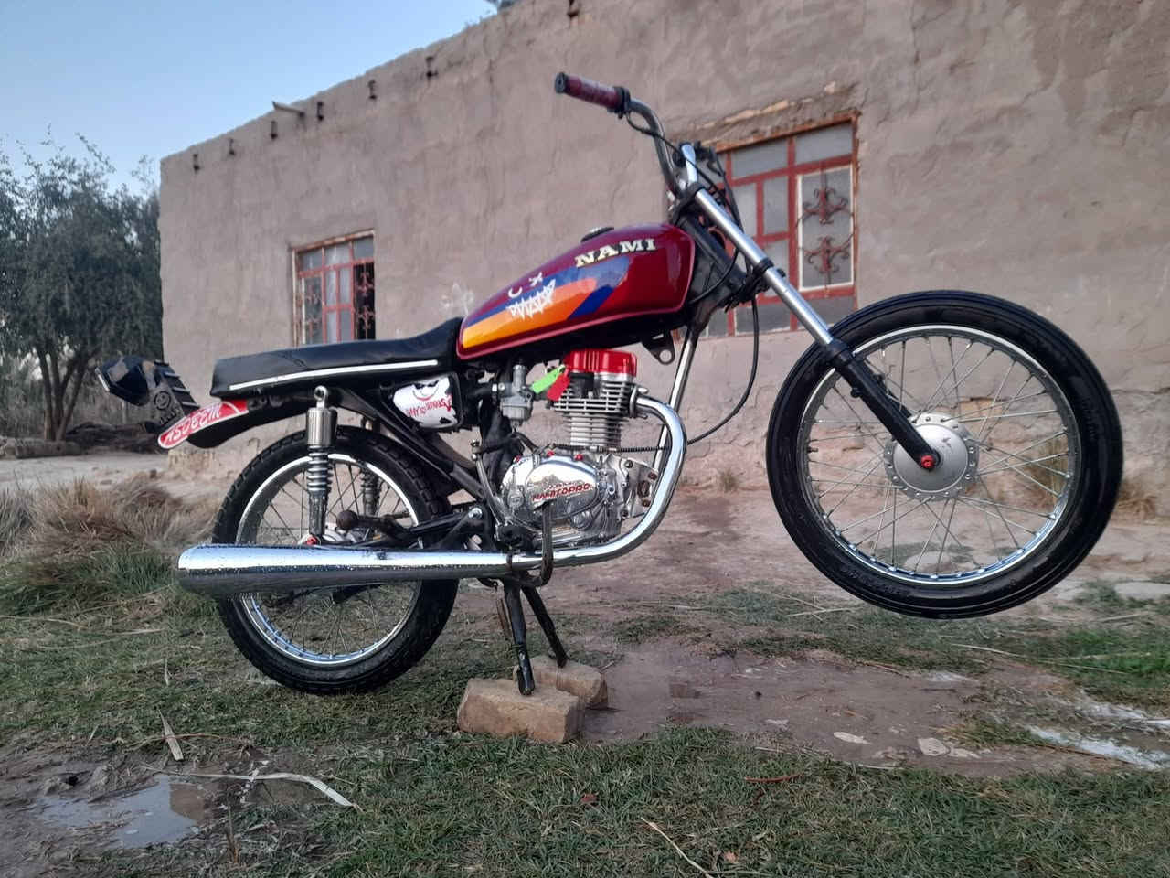 السلام عليڪم دراجه نامه اللبيع كلك تعمير 25 دراجه نضيفه كلش السعر 450 وبيها مجال قليل مكان ديوانيه 
الحمزه الشرقي 💯 الشراي يتصل ***********
