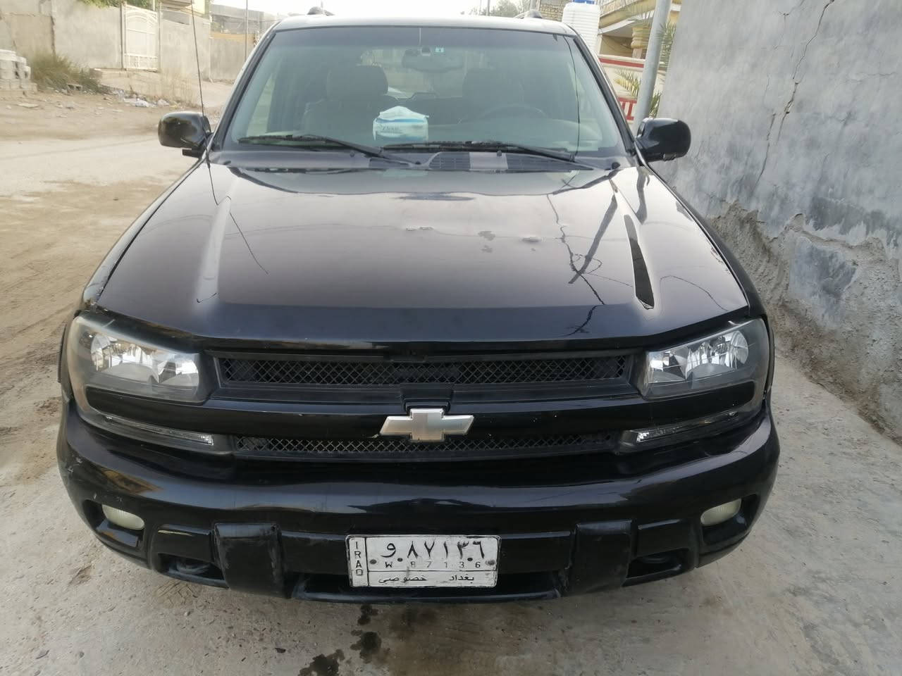 ترل بلايزر LTZ فول مواصفات
كشنات جلد كهربائيّة الجهتين 
گير ومحرك مكفولات 
تخم تاير والصدر كله نظيف 
تبريد ثلج 
موديل 2013 
السعر 85 
السيارة بلاديه ومابيها صبغ بس الجاملغ الخلفي جهة اليمين بي خط جارد مو كله 
اللي بنظافتها فوگ الشده متحصلها 
ابيع السيارة جاهزة تجي تشوفها وأي شي ميعجبك لو تلگه بيها شي مو زين ينزل من سعرها 
رقمها بغداد وشرط التحويل 
مكان السيارة بابل 
***********
