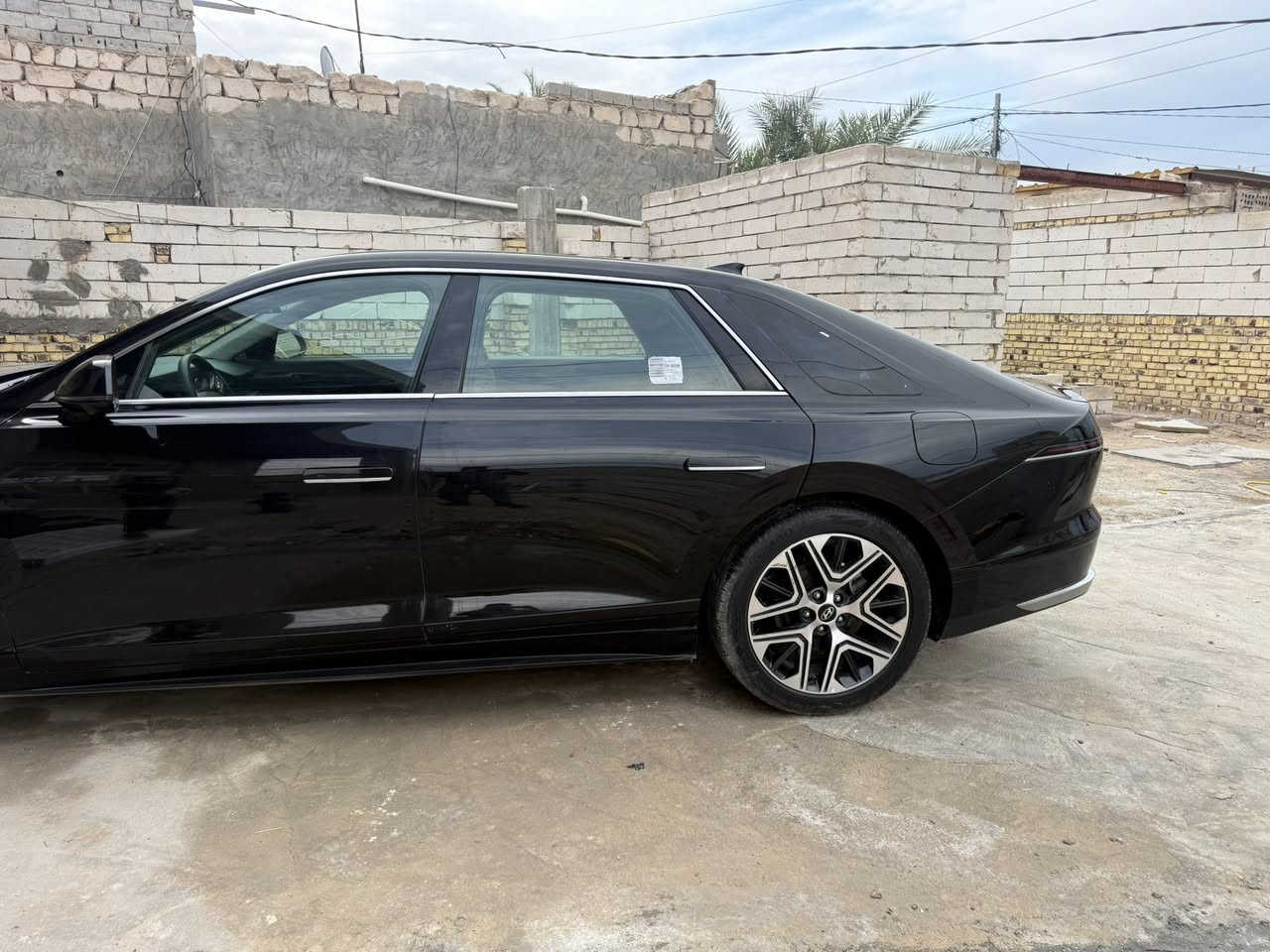 ازيره هايبرد موديل 2025 فول مواصفات  ماعده فتحه وبردات جانبيه وارد كوري بدون رقم حدث جملغ خلفي بي شبرين عنوان نجف ابو صخير *********** واتساب
