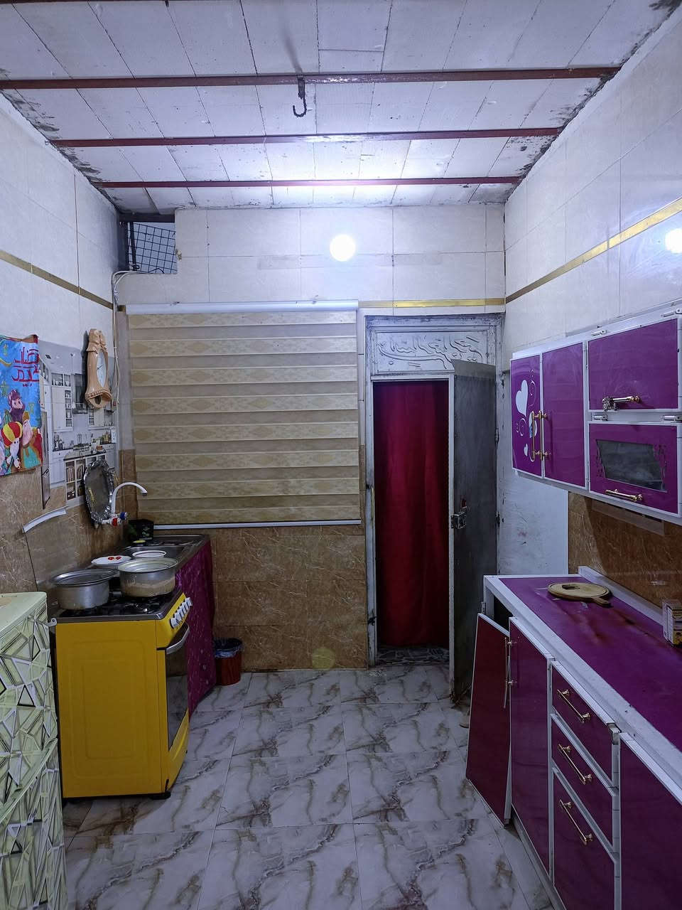 بيت الى البيع المساحه 100 متر قربه مجمع الغيث يتكون براني وغرفتين وهول ومطبخ منطقه ال مجيبل مشمول بقرار300/ 20 قابل الى الطابو السعر خاص او مراسلتنا على الواتساب***********
