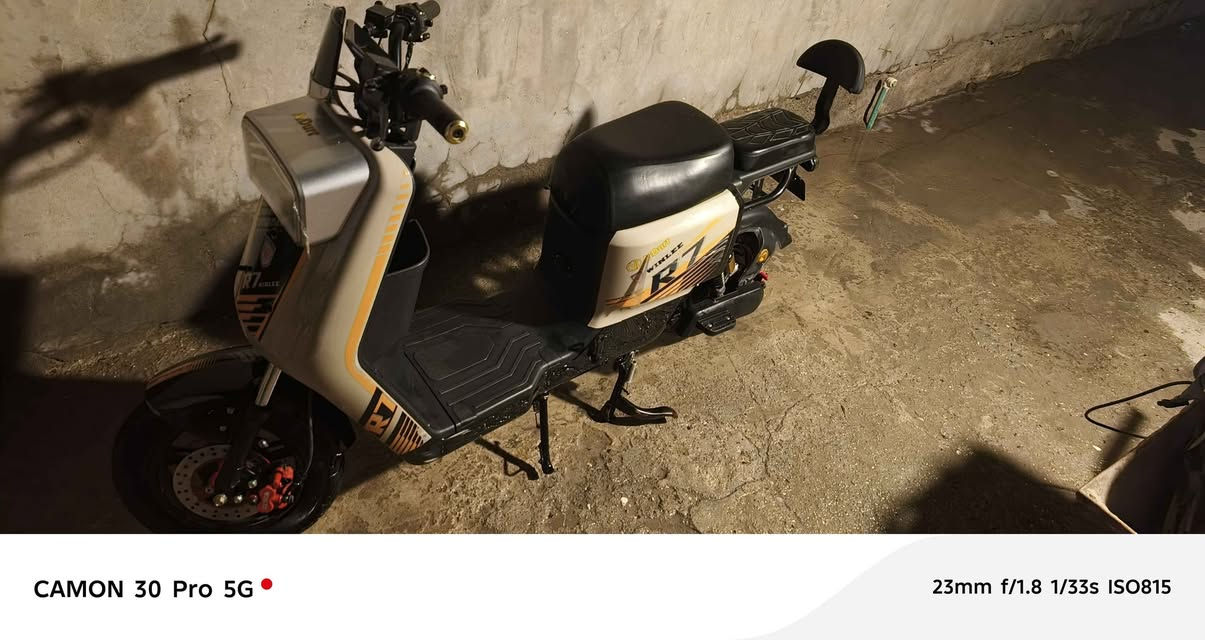 سلام عليكم R7
سلام عليكم.......

دراجه R7مديل ٢٠٢٦

بطاريات دبل ٣٢ امبير ٥بطاريات

شاشه دجتل سرعه ١٢٠ وحقيقي ٨٠

اشاير لد LAD

ملف ٢٠٠٠ حقيقي 

هورن طاط خاف مايعجبك ديد😂

نضام بك وبارك يعني رجوع وبارك وقوف

قفل ستيرن وحمايه من سرقه بيه

بيه بلوتوث تكنك بل تلفون

دسكات وفلنجات امامي خلفي 

بيه شاحنه مال تلفون

ويجي وياه وصل شراء ب اسمي
ماشيه ٢٠٠ كيلو فقط دراجه مخزنه
بيه سويجين وبصمه وكرات شاشه... السعر550٠ وبيه مجال حك جيه... عنوان البصرة المعقل 
الهاتف*********** البصرة, العراق
