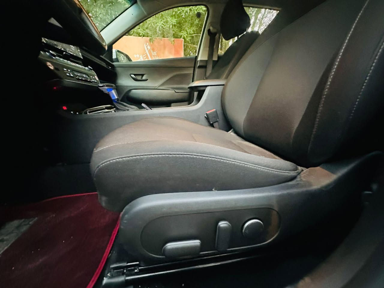 السلام عليكم〰️〰️
هونداي كونا 2024 SELوارد امريكي  18300$ 💲
رقم بغداد باسمي 🌟
〰️*********** 〰️
لون ابيض المرغوب 🤍🤍
مواصفات عدا الفتحة ✨
محرك 2000 دوش 🧑‍🔧⚙️
بصمه تشغيل + تشغيل عن بعد 🛠️
هند بريك بصمه 🛑
شاشه دجتل متصل اندرويد وكار بلي
📺
كامرة خلفية دوارة ثلاث وضعيات
📺
كشن السائق كهرباء 💺
رادارات اماميه وخلفيه وجانبية 💡
تحديد مسار  وتحذير عند خروج عن الخطوط+ توقف ذاتي عن الاقتراب 📡
انضمه قياده درايف مود
اوتو هولد + نضام صعود منحدرات 🛑
نقطة عمياء +اشاير بالمري 💡
تبريد بيانو مناخي منفصل قطعتين امامي وخلفي ❄️
شاحن واير ليس وتايب سي 🔌
فول تحكم ستيرن
اوامر صوتية 🗣️
ويل كب حجم 18
استيرن رجاج عند الاقتراب من سياره
ضرر جاملغ امامي وربع البنيد فقط
السعر
183.00$
