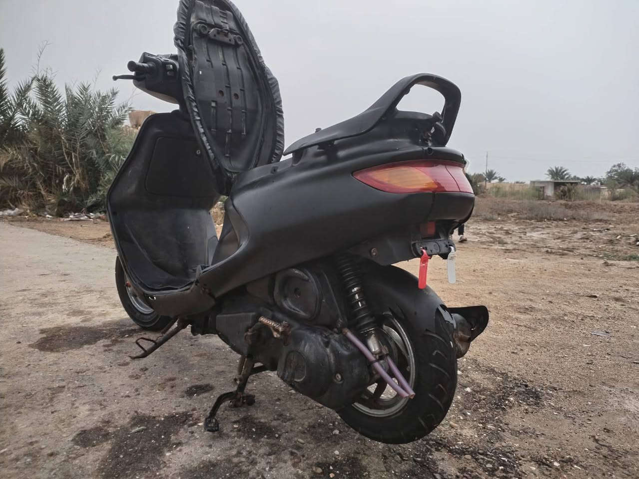 شباب دراجه فراشه نضيفه 70بل ميه شباب دراجه مفتوحه  كهربائيات كله شقاله بس باتري كاعد دراجه رايدهه بس باتري ودراجه حلوه بل مشي ماتقفل. كلوبات يشتقلن ودراجه رايتها بسعر 280وبيهه مجال لطبين مكاني بصره دير نشوه قرب مدرسة الصدقاء الابتدائية ورجان لماشتري لا يتعبني لين مافارق عدي دراسه وهاذ رقمي لتواصل *********** وعيد لمو شراي لا يتعبني رحمه ولاديكم
