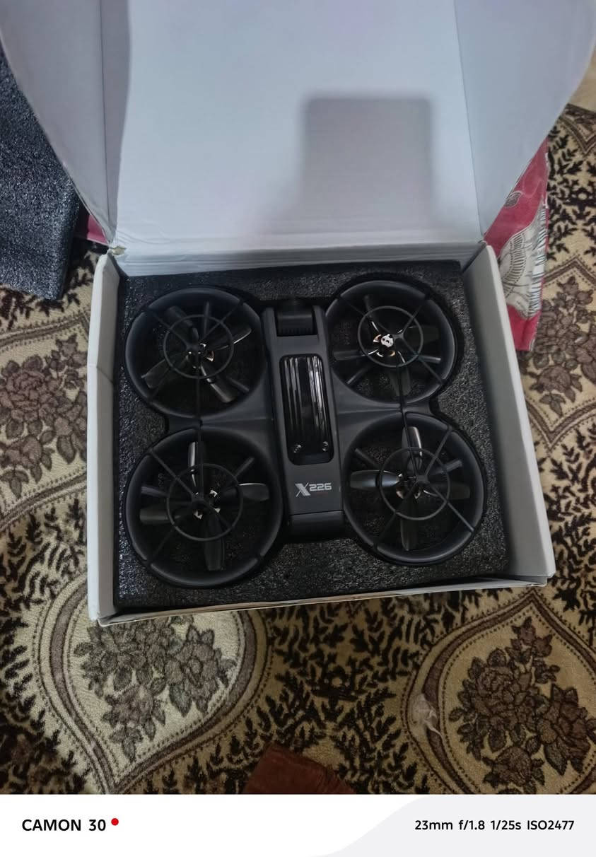 السلام عليكم درون x226 للبيع القطعه جديدة محتويات كاملة 65الف قفل قفل قفل توصيل ماعندي ماعندي توصيل فقط داخل الحله رقمي***********
