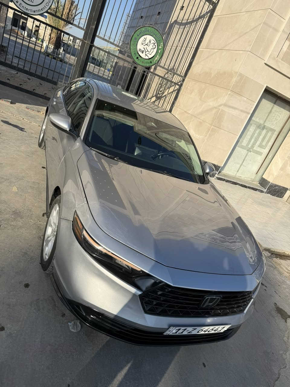 سلام عليكم 
شباب بيع فقط  مستعجل على بيع بسعر مناسب جدا 
الي يحب يتابعني عندي هواي عروض داخل صفحة 
متوفر كماليات هوندا اكورد حديث 
هوندا اكورد بانزين محرك ١٥٠٠ تيربو موديل ٢٠٢٣
حادث خلفي صور سياره مع رقم شاصي مرفق مع المنشور
سعر سياره جدا مناسب وجاهزه للاخير 
148$ قفل بدون تفاوض
مكانه بغداد حي جامعة
***********
