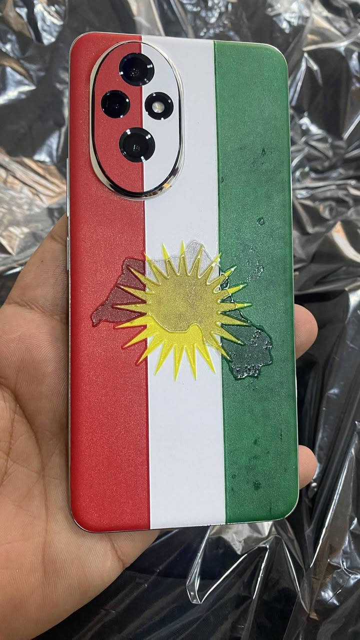 هۆنەر 200  زۆر پاک مۆبایلەکە زۆر کەم بەکارهاتووە 
نرخ 350 هەزار بی ئەشیایە لە هه ولیرم 
ram12
256G
battery/ 5200 
100w super fast charging
6.7 display amoled أربيل, العراق


**إذا كنت صاحب هذا الإعلان وتريد حذفه لأي سبب، رجاءا أرسل رسالة إلى الدعم الفني**