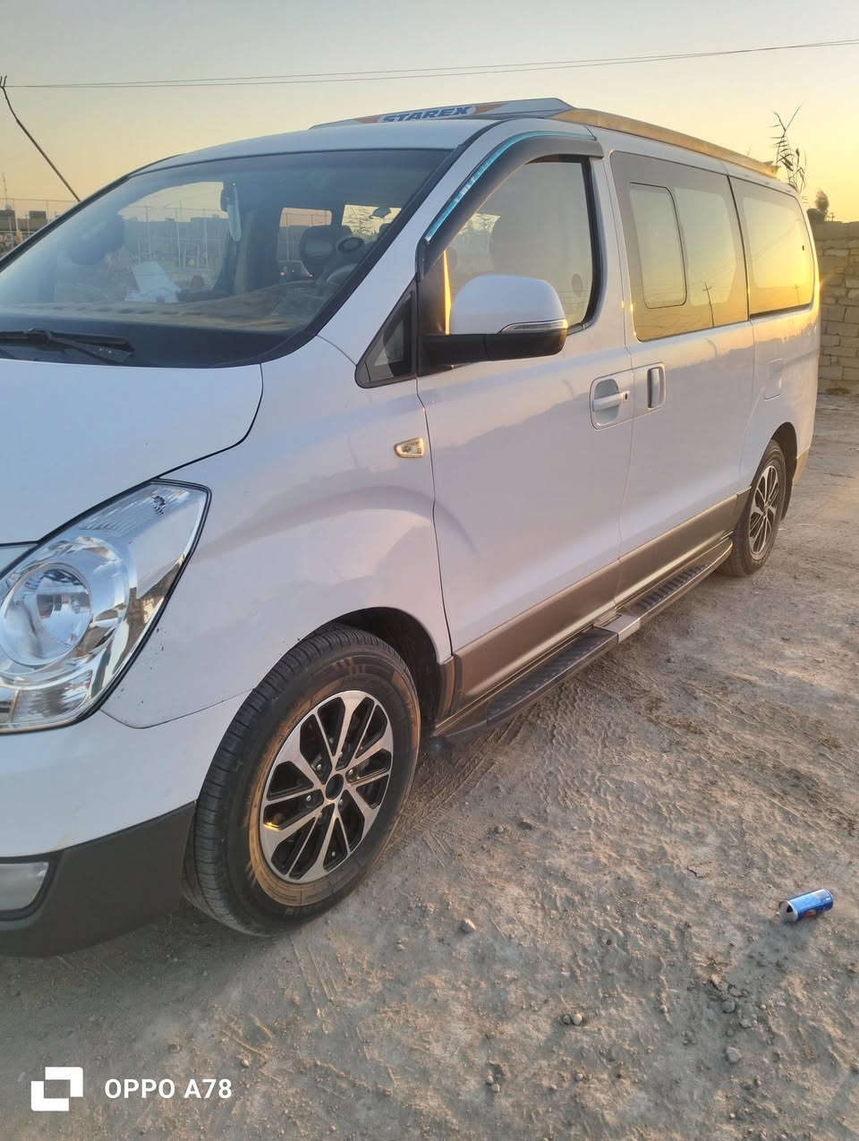 السلام عليكم استاركس اللبيع 2017 السياره كفاله عامه بيها بس شبر بارد بالجاملق الامامي والباقي كفاله محوره مكينه 12بلاد خط وبحث  وبرائة ذمه مصفره بسمي تحويل ثاني يوم السياره جديده  وجاهزه حدوديه وواير تتفيه  كلها جاهزه السعر 225
 وهذا رقمي ***********
