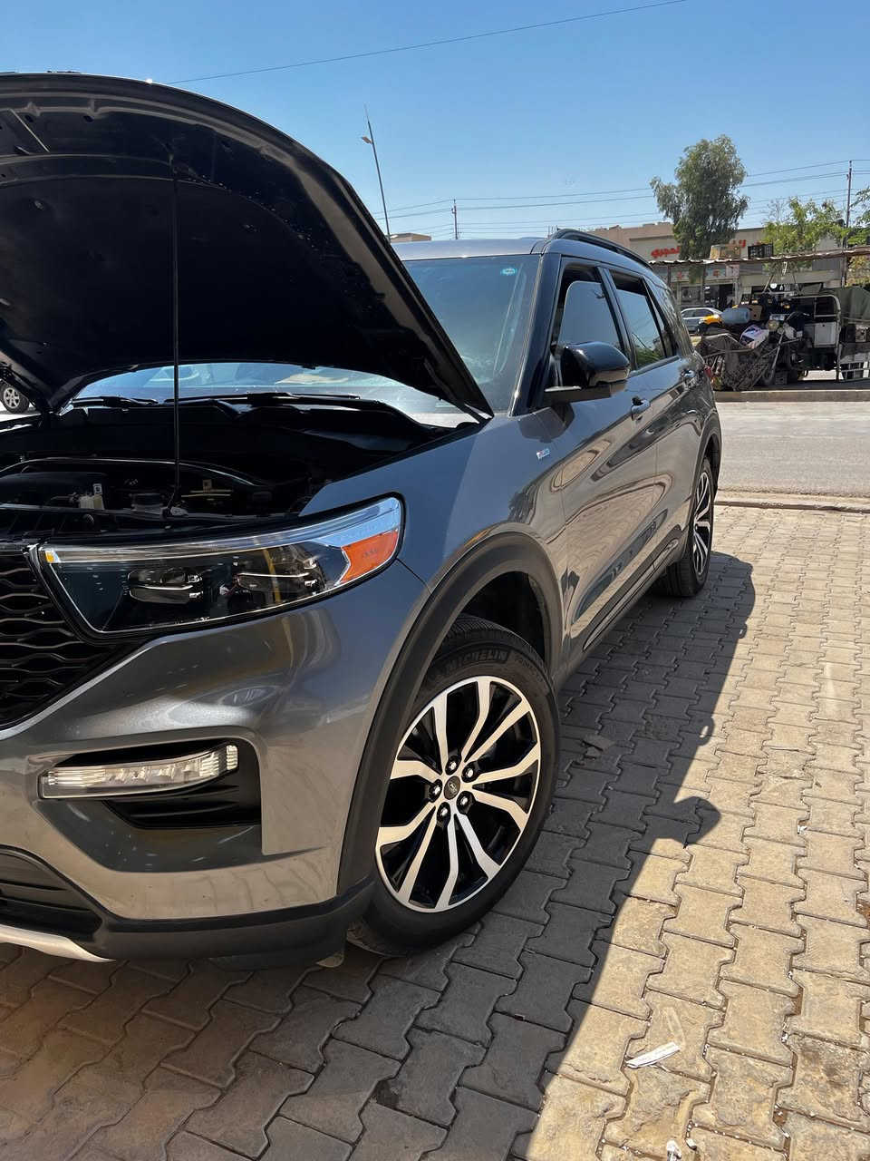 فورت اكسبلور للبيع فول مواصفات إيستي لاين كفاله عامه  كلين تايتل.الباب السكن بيه تكحيل 4سلندر توين تيربو قدره الحصانيه 🐎300.                                       سعر 295ورقه.                                                                    عنوان كركوك                                                               رقم الهاتف. ***********.   ***********
