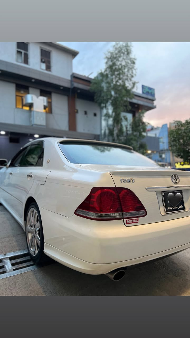 شاهینە ساخ ساخ 182 بێ دووکەڵ بێ بۆیاخ  دەعامیەکانیش بۆیاخ نیە سەیارەکە نموونەیە لە جوانیا  سێ دووگمەی فولل. جلد و سڵایت و هیتەر       سعر  ٩١ گەڵاو معامەلەیەکی برایەنە 
ژمارەی تەلەفوون:***********
