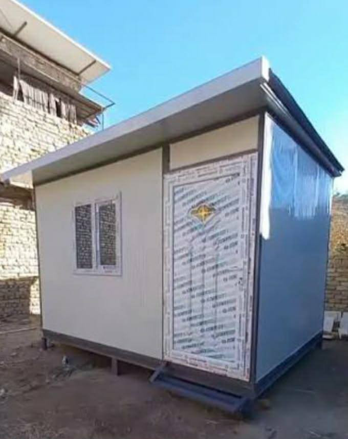 شركة الفهد للحدادة والساندويج بنل 🏗️
نقدم لكم أقوى عروض بناء الغرف والمشتملات بمواصفات هندسية:
​المواصفات: حديد شخاط 1.5 ملم،زاويه 2مليم 2انج، أبواب وشبابيك PVC، عزل 
فوم وسليكون أصلي، وصبغ مقاوم للصدأ.
​السعر:28 ألف للمتر المربع للسندويج العادي (كرستة وعمل) 
السعر 40 الف للمتر المربع للسندويج ضد الحريق(كرستة وعمل) 
​خدماتنا: حدادة عامة، أرضيات (كاشي وبورسلين)، ديكورات (بديل خشب ورخام)، تأسيسات ماء وكهرباء.
​📞 للحجز والاستفسار:
*********** | ***********
شركة الفهد.. ثقة ودقة في التنفيذ! 🐯
