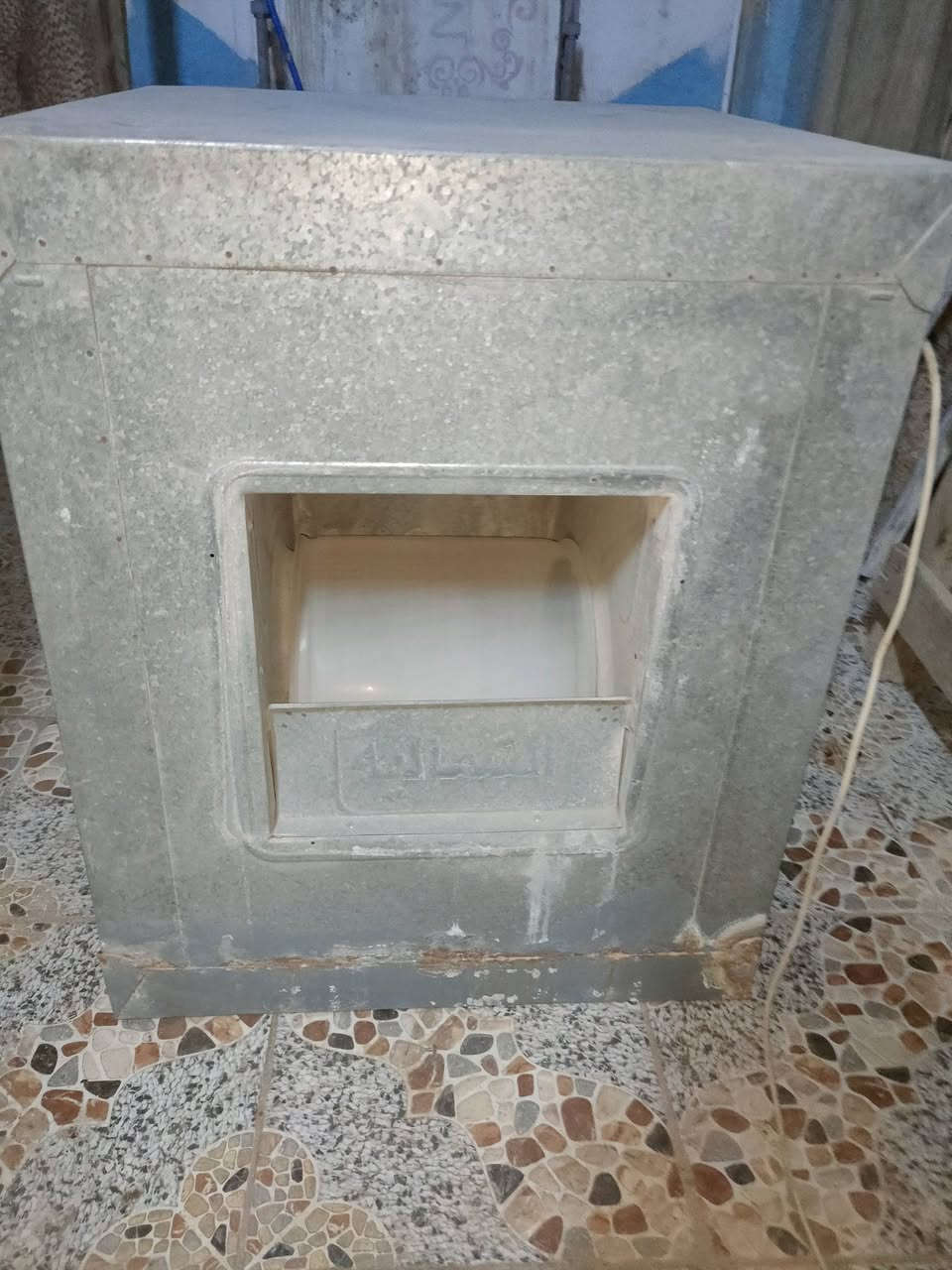للبيع مبرده موضحه نضافته بالفيديو شغاله سرعته عاليه للهواء  ماطور وسط  جاهزه وياه واتر بم 
للبيع بسعر ٦٥ نجف حي الوفاء


**إذا كنت صاحب هذا الإعلان وتريد حذفه لأي سبب، رجاءا أرسل رسالة إلى الدعم الفني**