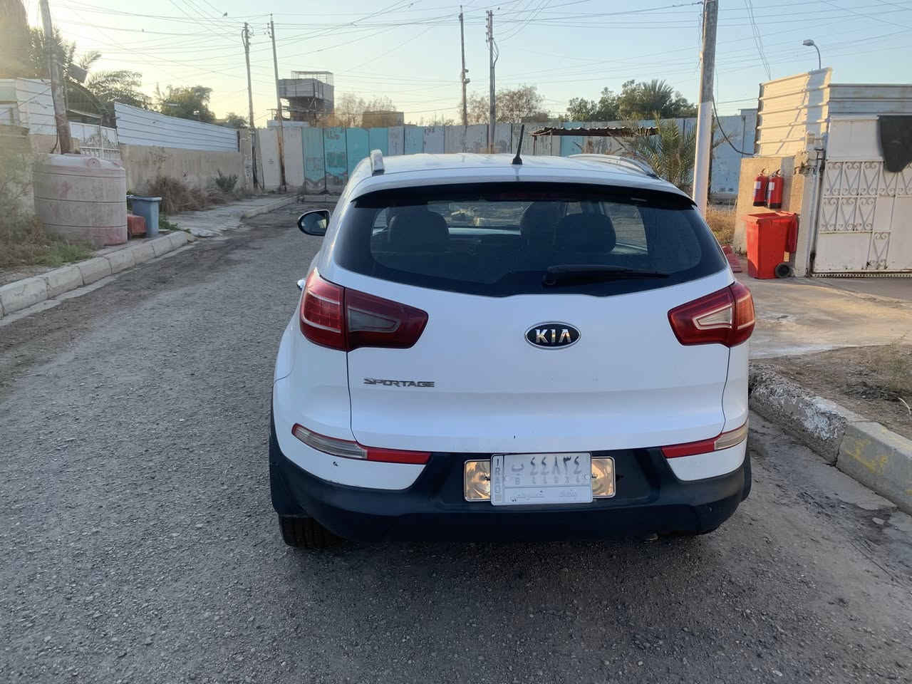 السلام عليكم ، سبورتج للبيع ٢٠١١ مكفولة من الصبغ والتبديل سعرها ١٣٠ المكينه بيها خيط تبخير 
للاستفسار ***********
