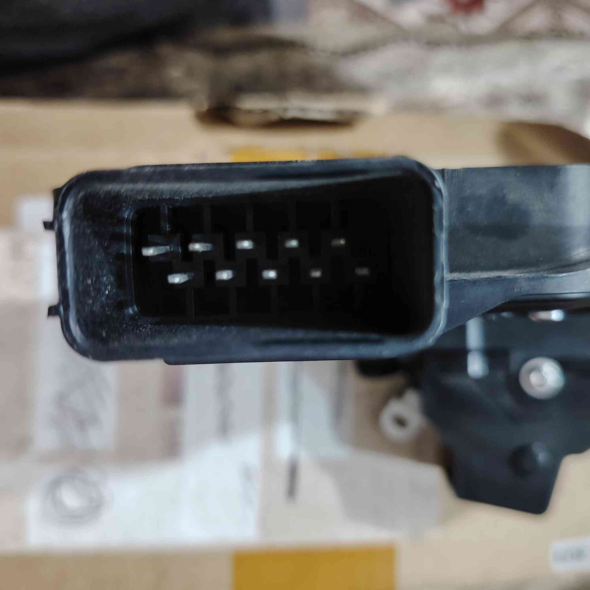 السلام عليكم ورحمة الله وبركاته
قفل سيارة جهة الراكب امامي

مخصص لاندروفر و رانج روفر و فري لاندر


**إذا كنت صاحب هذا الإعلان وتريد حذفه لأي سبب، رجاءا أرسل رسالة إلى الدعم الفني**