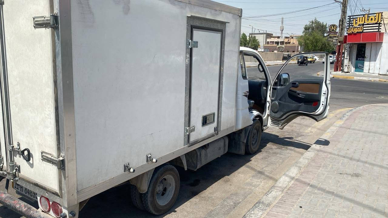 السلام عليكم شباب 
كيا بونغو/براد محوّر للبيع – موديل 2020

الحادث جهة الراكب (عكس السايق).

البدي الأصلي موجود.

المكينة، الكير، والأكسل كلهن بكفالة.

الجهاز والبوكس مكلفني 8.5 مليون دينار.

الجهاز مركب بنفس السنة، ثرمو كنك كوري أصلي، تبريد ممتاز ويقرأ لغاية -30 درجة.

السيارة ما بيها أي نقص، جاهزة للعمل مباشرة.

تايرات جديدة وبطارية جديدة.

التبريد الأمامي ملغي.

السعر: 160 ورقة (160 مليون دينار) وقابل للتفاوض بشكل بسيط.

السنوية: منتهية من شهر 1 هاي السنة ، وأتكفل أنا بجميع إجراءات التحويل والغرامات.

📞 للاتصال أو واتساب: ***********

ملاحظة: غير متواجد على الفيسبوك، التواصل واتساب أو اتصال فقط.
