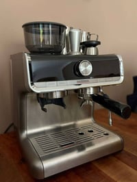 كاسروباك • شبه جديد • بالكرتون