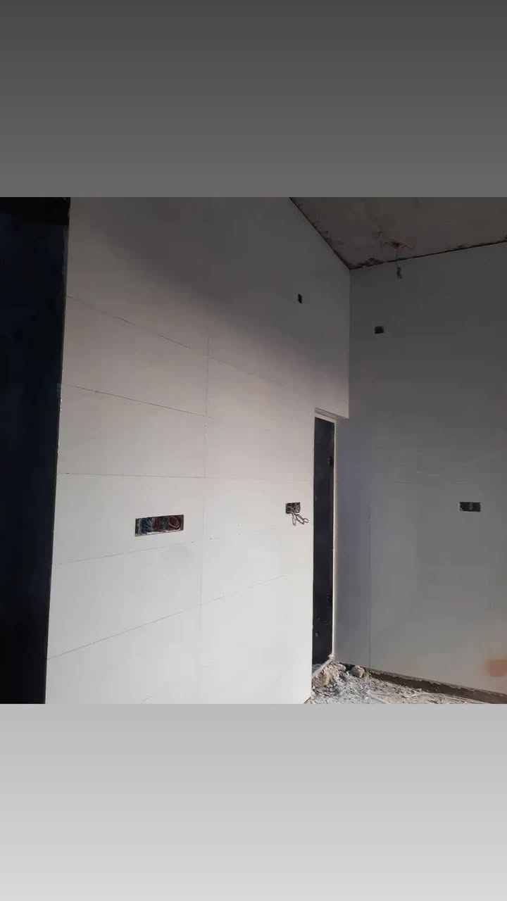 خلفه سيراميك ارضي وجداري شغل مضبوط متفرغ حالين لعمل داخل البصره ***********
