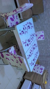 طاولة سفرة • ٤ كراسي • تتوسع لـ٦