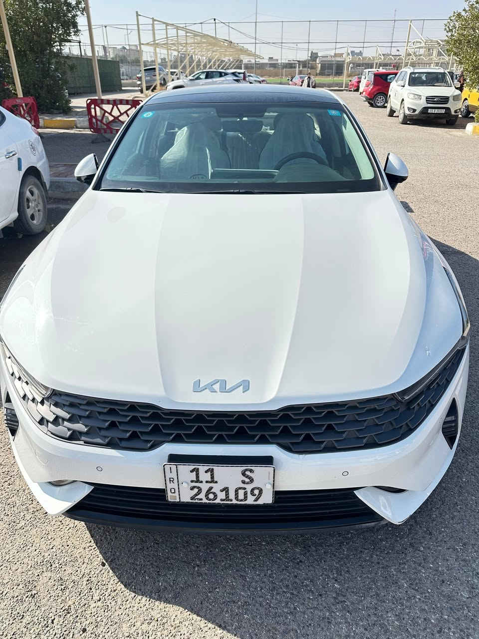 السلام عليكم للبيع k5 2023 خليجي محرك 2000
ماشية 59000كم حقيقي ع وضع الشركه  حتى سبيرها بعده منازل

مكفولة كفالة عامه

سقف بانروما 

بصمه تشغيل وابواب وصندوق 

ويل كـاب5تايرات كروم  18 انج

حساسات  امامي خلفي

كامره وشاشه 

رقم بغداد بإسمي تحويل مباشر 
السعر 220$
وبيها مجال حك الجيه 

سيارة جديده بحاله الزيرووو وبل عافيه ع الياخذها 
وعليها سيرفس شركة كامل بحدود 1000$ هاي هديه وياها

مكان السيارة كربلاء 

للإستفسار
***********
