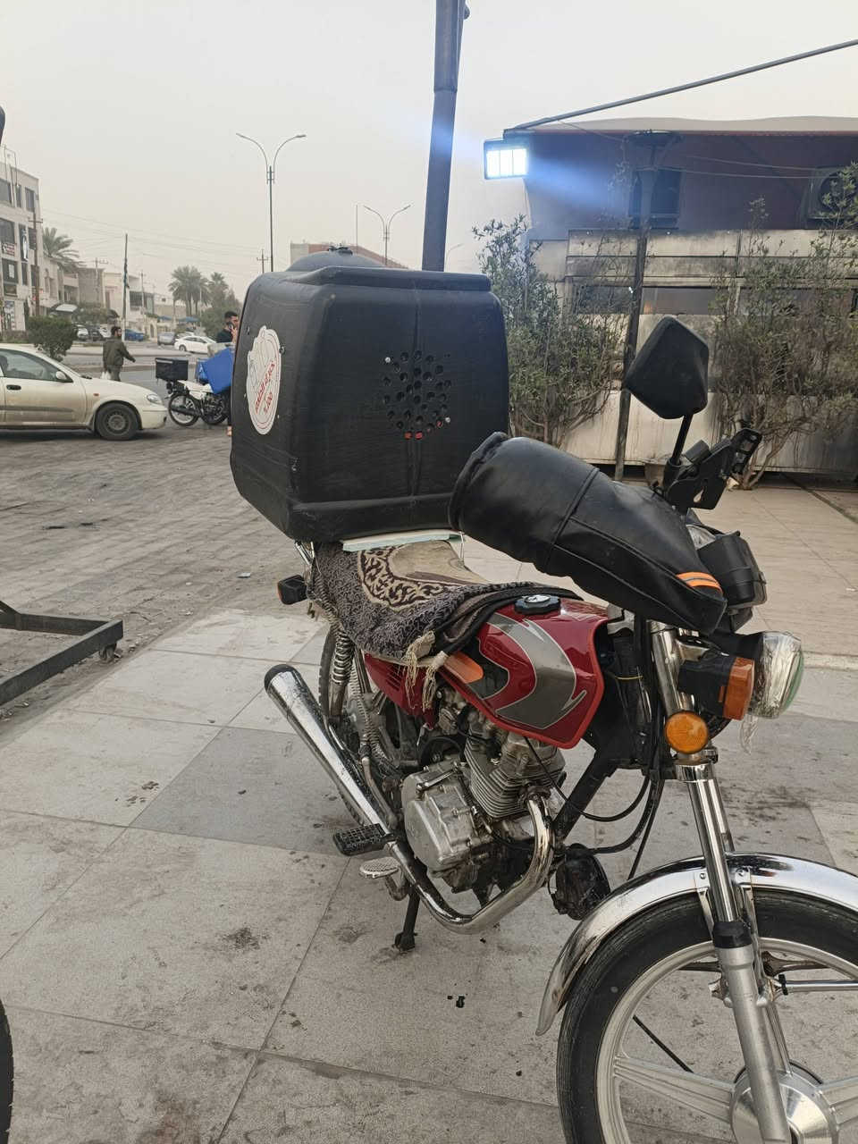 السلام عليكم ايراني 21 للبيع نقص بس عدادات سرعة مكينة مفتوحة شلعة ومعدل مكفولات واكفلك سرقة وعشاير مكاني البياع الخامسة سعر 300 قفل وتاخذ وياها ويل خلفي *********** متواجد بس واتساب ابيع بدون صندوك
