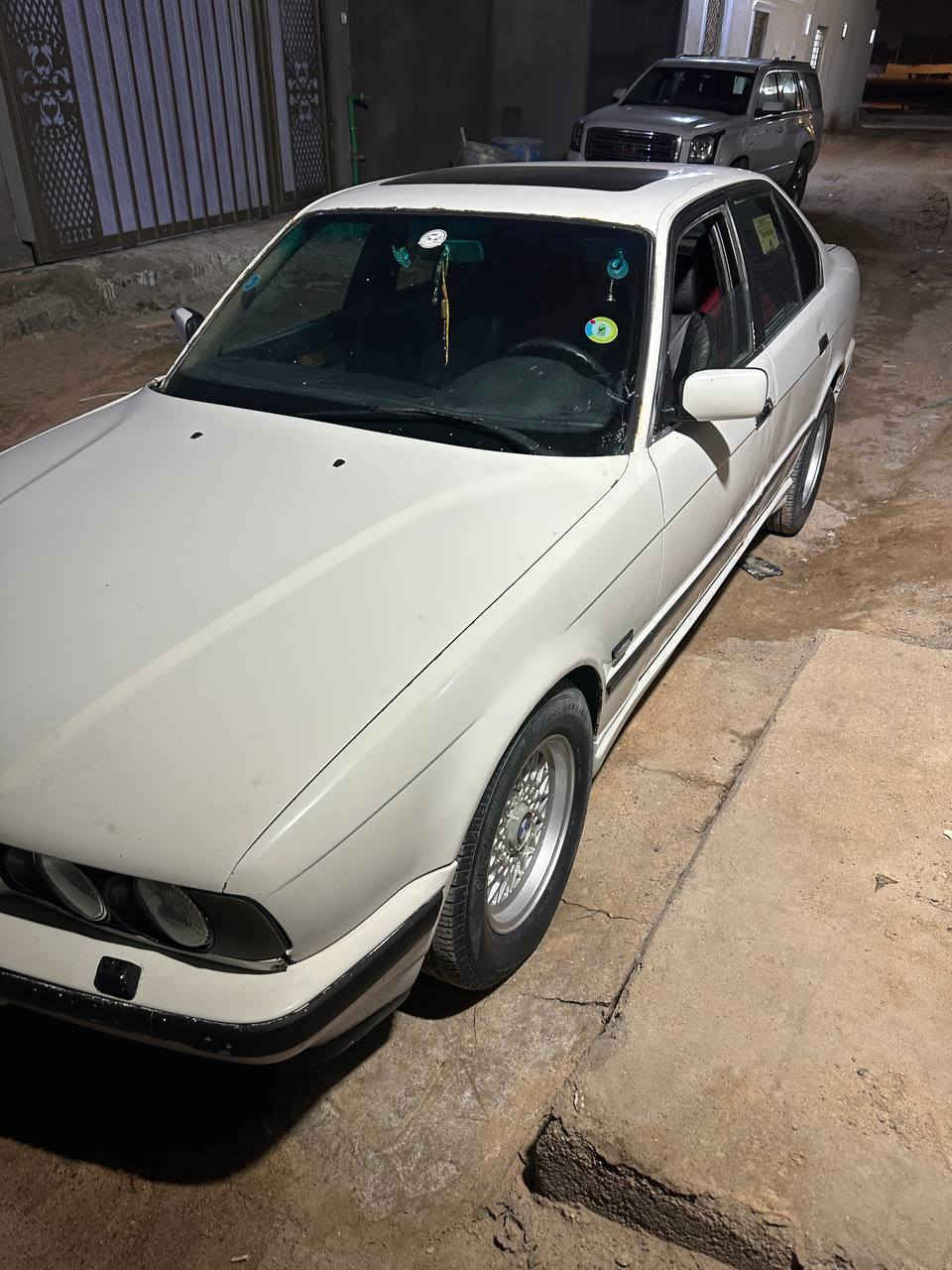 السلام عليكم بي ام 525 أصل 530 مكينه كير نضاف سياره حلوه جاهزه سياره بسمي سنويا 2027 السعر 55 مكاني البصره أبي الخصيب ***********
