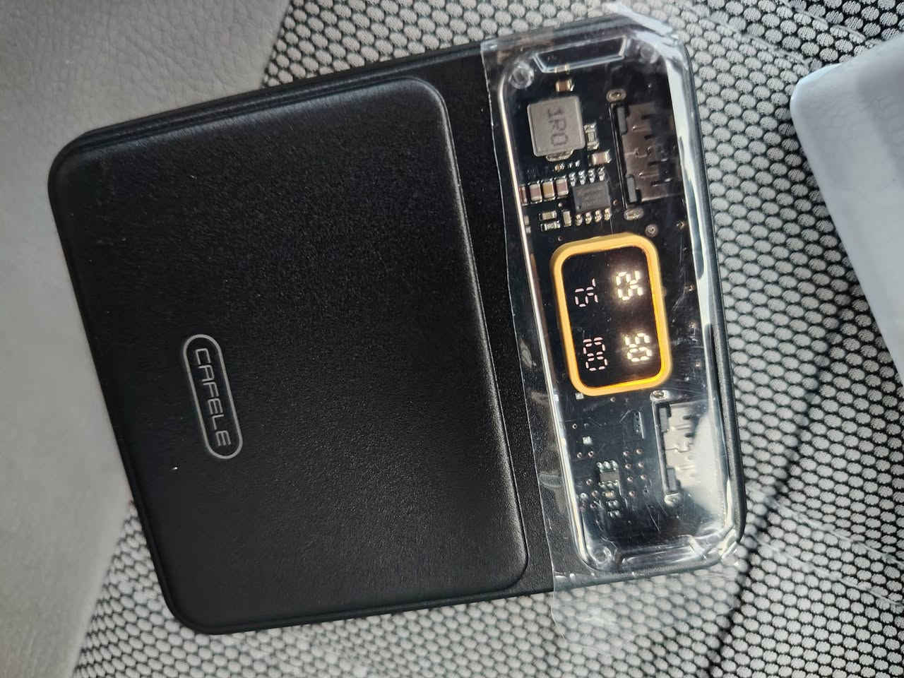 بور بنك اوربي امزون بشرط باله مامستغدم جديد 20الف واط اصلي حقيقي اول تم 17الف وبل عافيه 🙂‍↔


**إذا كنت صاحب هذا الإعلان وتريد حذفه لأي سبب، رجاءا أرسل رسالة إلى الدعم الفني**