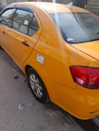 فولكس ٢٠١٣ سيارة بلادية مابيه لاتبديل لاطخة السعر ٤٥ العنوان بغداد ٠٧٧...