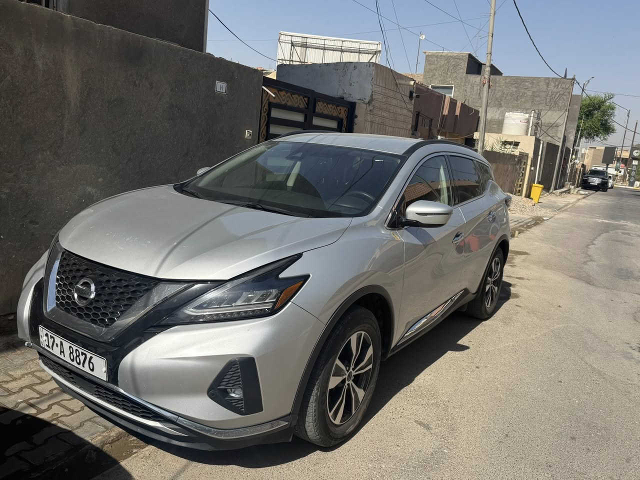 يسان مورانو 2023
محرك 6V 3500
مواصفات SV AWd
«مواصفاتها»
بصمة تشغيل وبيبان وتشغيل عن بعد
فور ويل
كشنات جلد وكهرباء وتدفئة
رادار ٣٦٠ درجة
حساسات امامي+ خلفي
تخم تايرات جديد 
قطرة صبغ او تعديل بارد مابيها 
حادثها بسيط كما موضح بالصور
سنوية وهزة جديد 2025
مكان السيارة السماوة
السعر ١٧٠ ورقة وبيها مجال
رقم الهاتف ***********
